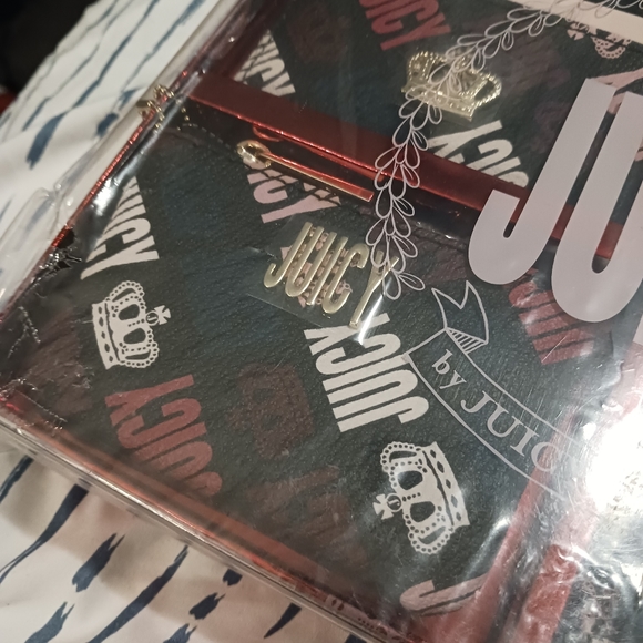 NWT! JUICY COUTURE 3pc Crossbody Set - Picture 5 of 14